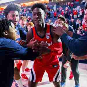 9CEC0022-47AB-48DD-BEEB-4E20FD8FF980