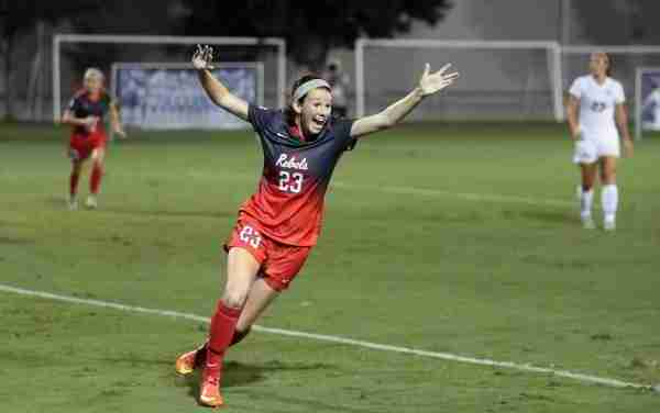 Kizer having fun, finding success in her freshman season for Ole Miss Soccer