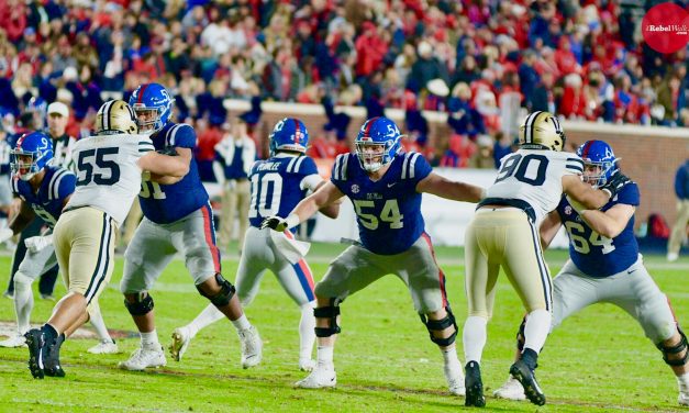 Linemen Gallery: Homage to the Big Men Up Front