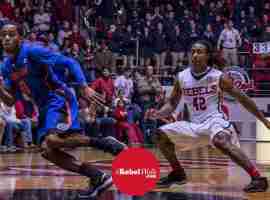 Moody defends against a Gator