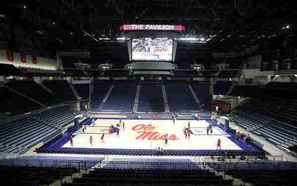 Kennedy focused on playing solid Alabama team in opening game of the Pavilion