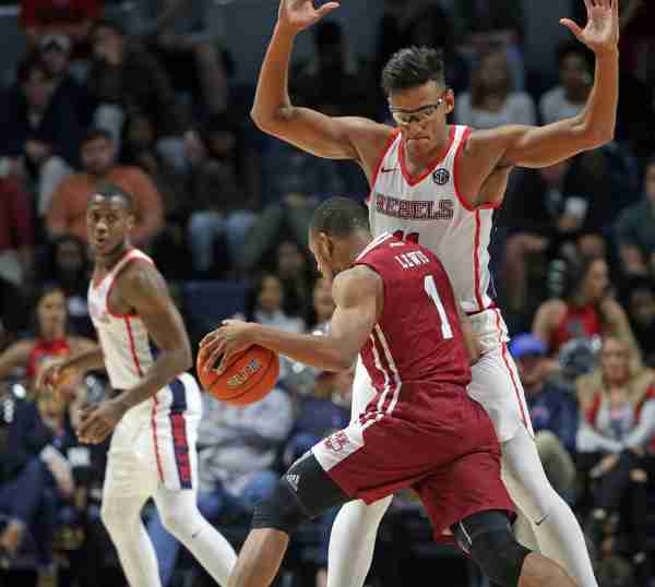 Undefeated Rebels face Creighton in championship game of Paradise Jam