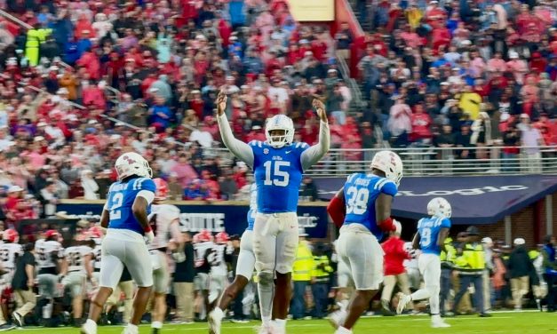 Ole Miss Football Earns Trio of SEC Weekly Honors